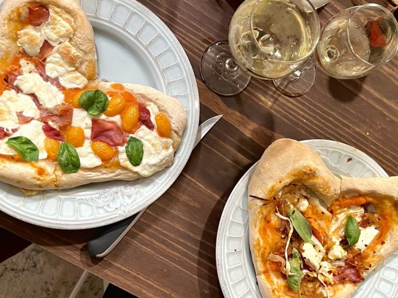 Date Night Idea: Homemade&nbsp;Pizza